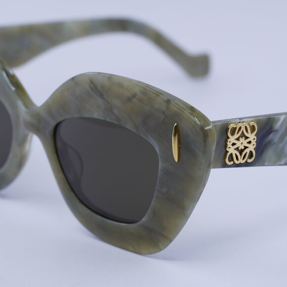 Loewe LW40127I 60E Sunglasses Green Marble Cat Eye Frame, Brown Lenses - Picture 4 of 10
